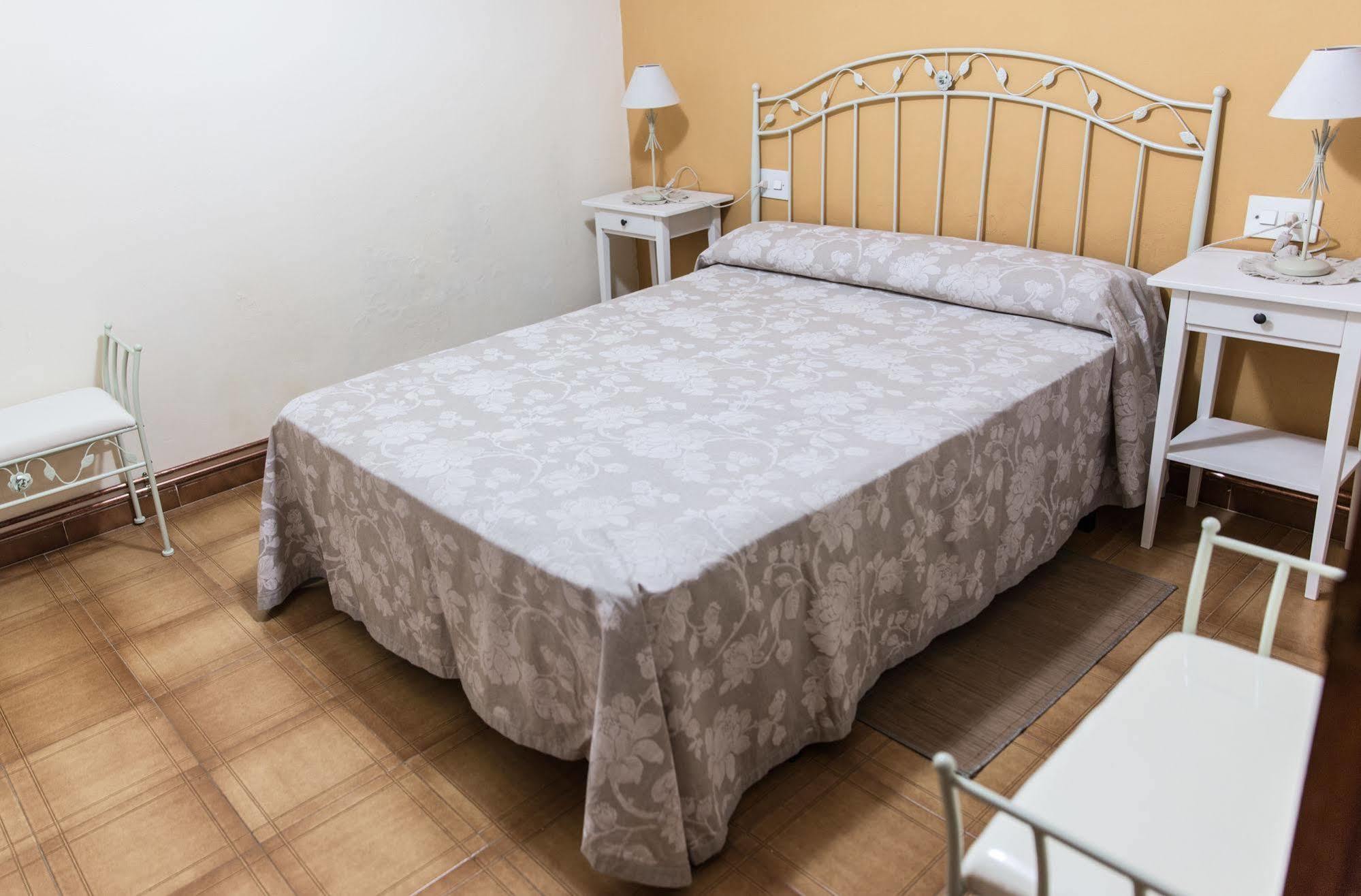 Apartamentos Casa Lola Rodeados De Montanas Y Rios Beceite Dış mekan fotoğraf