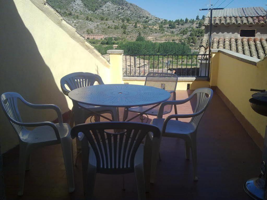 Apartamentos Casa Lola Rodeados De Montanas Y Rios Beceite Dış mekan fotoğraf